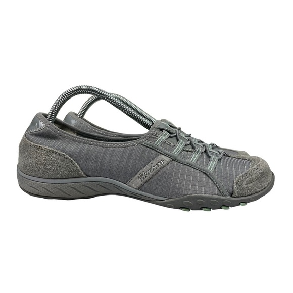 Skechers Relaxed Fit Breathe Easy Allure Gray Slip On Sneakers Shoes Size 10 - Picture 1 of 13